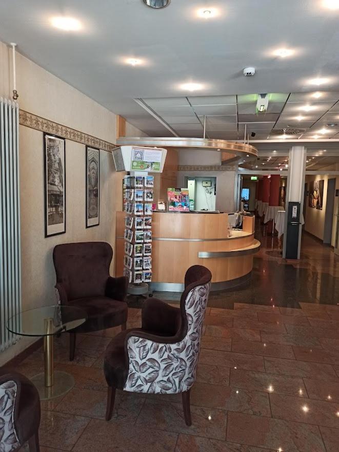 Hotel Domicil Schoenebeck Ngoại thất bức ảnh